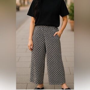 BAR lll Palazzo Black and White Geometric Wide Leg High Rise Women's Pants Sz M